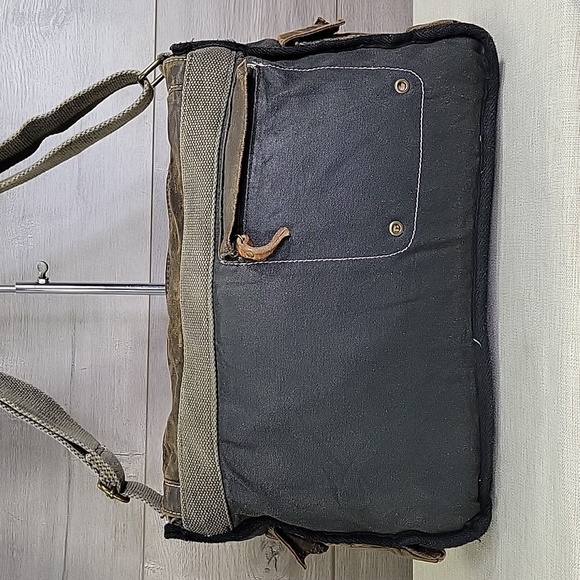 Bed Stu Waxed Canvas Leather Hawkeye Messenger Shoulder Bag - Picture 5 of 15